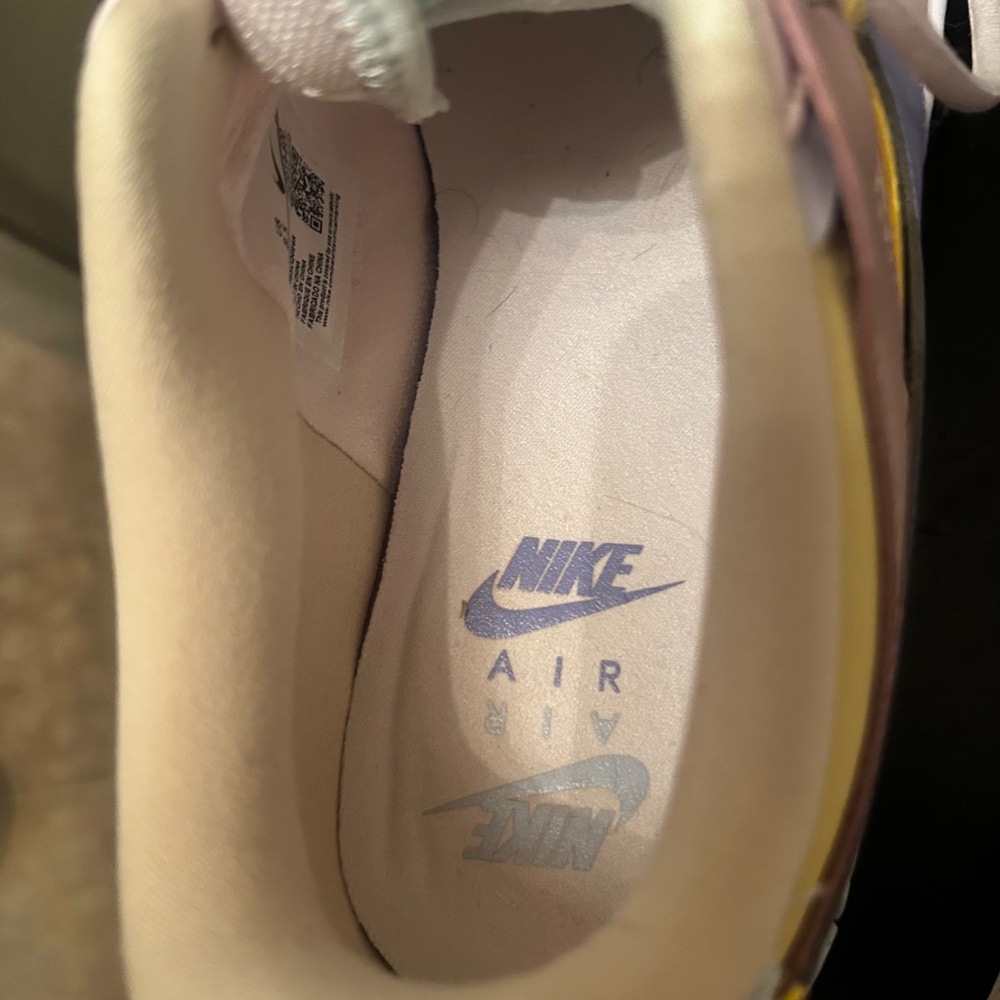 Nike Air Force Ones - Picture 3 of 5